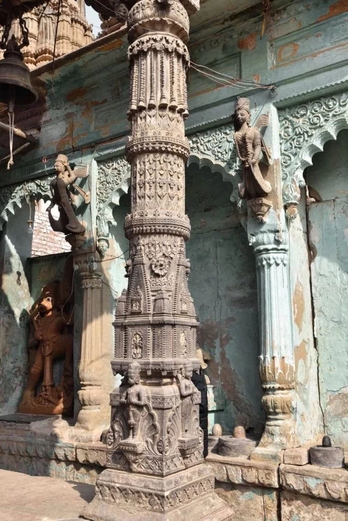 Pillars or stambhas of mandapa