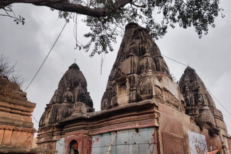 Side view, Mandhateshwar Temple