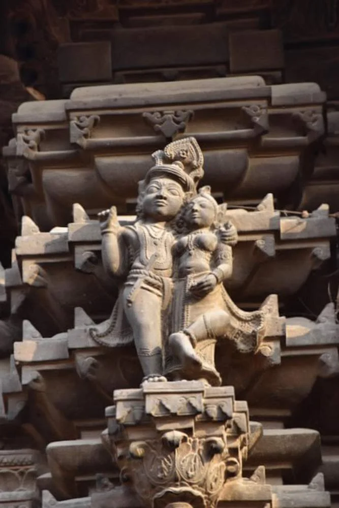 Image 7, Sculptures of of Kṛṣṇa and Rādhā at the Kumbha Mahādeva Temple, Varanasi